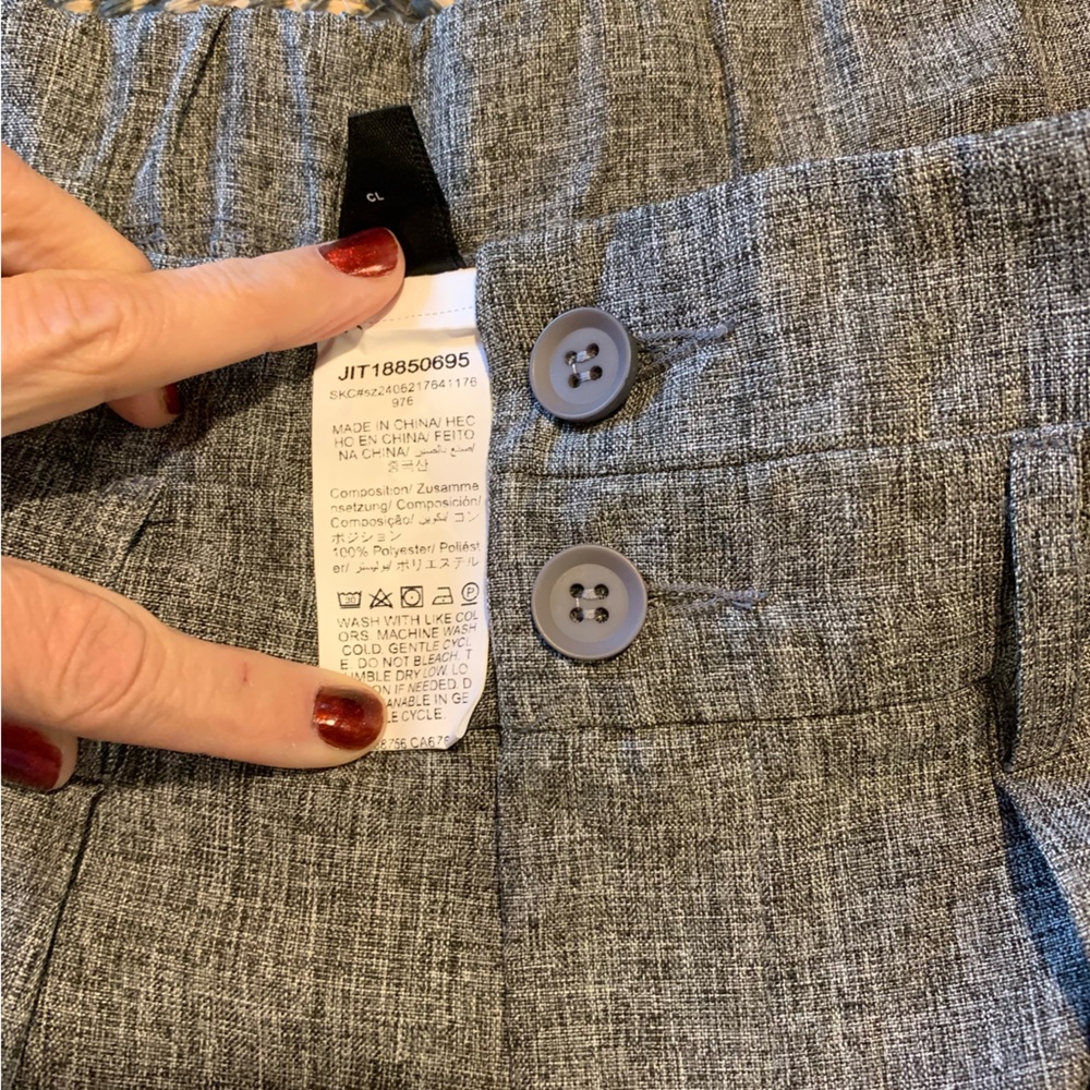 Brand new Women’s large SHEIN dress pants with front pleats. New belt included - Picture 7 of 10